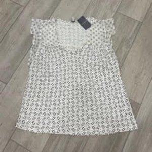 NWT LUCKY BRAND SLEEVELES W/ RUFFLE EDGE V NECK TOP small